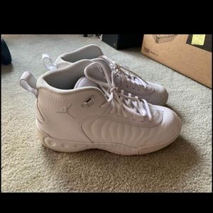 white jumpmans